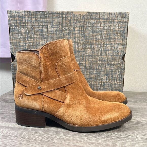 Born Tori Cream Suede Boots - Picture 1 of 10